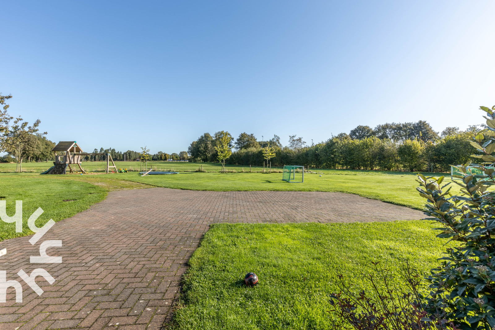 heerlijke-15-persoons-vakantieboerderij-met-gratis-wifi-in-halle