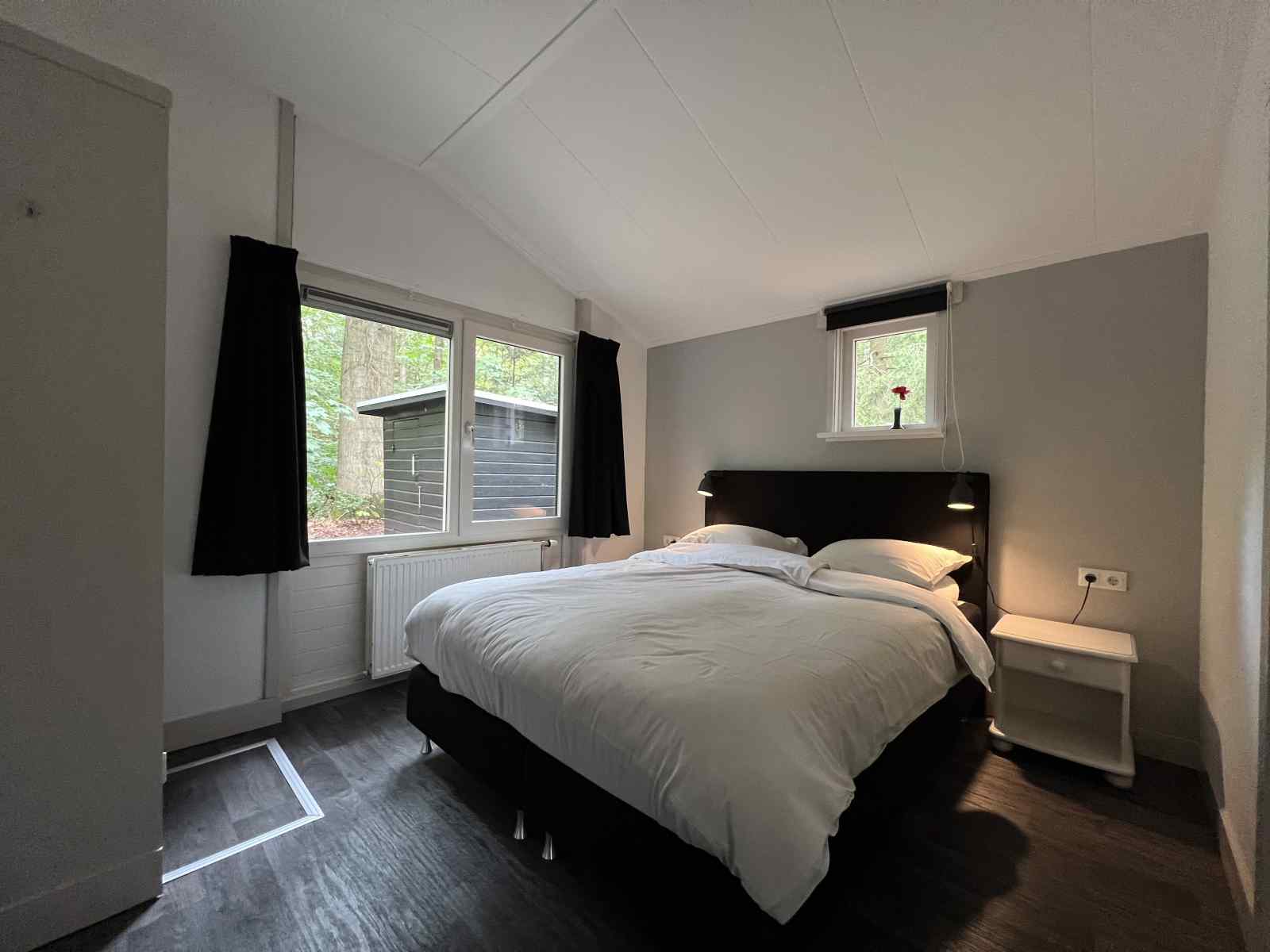 luxe-4-persoons-vakantiehuis-met-bubbelbad-in-de-bossen-nabij-epe-op-de-veluwe