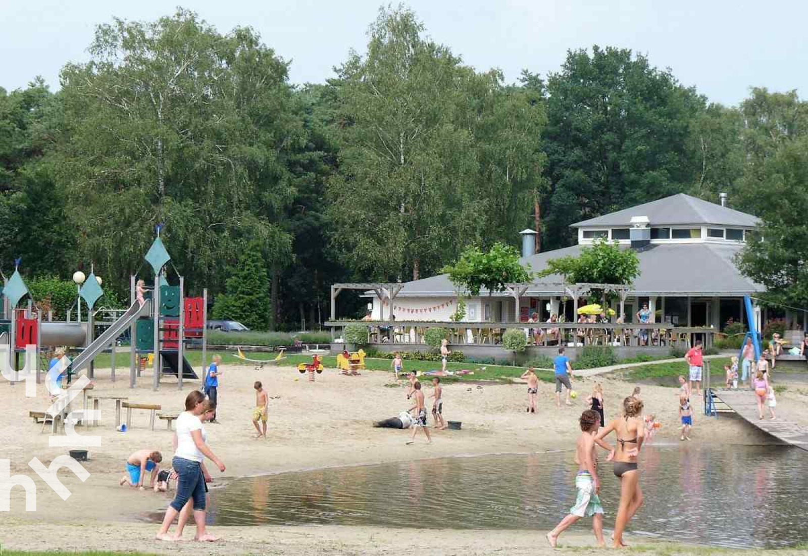 prachtig-9-persoons-vakantiehuis-in-de-achterhoek-nabij-lochem