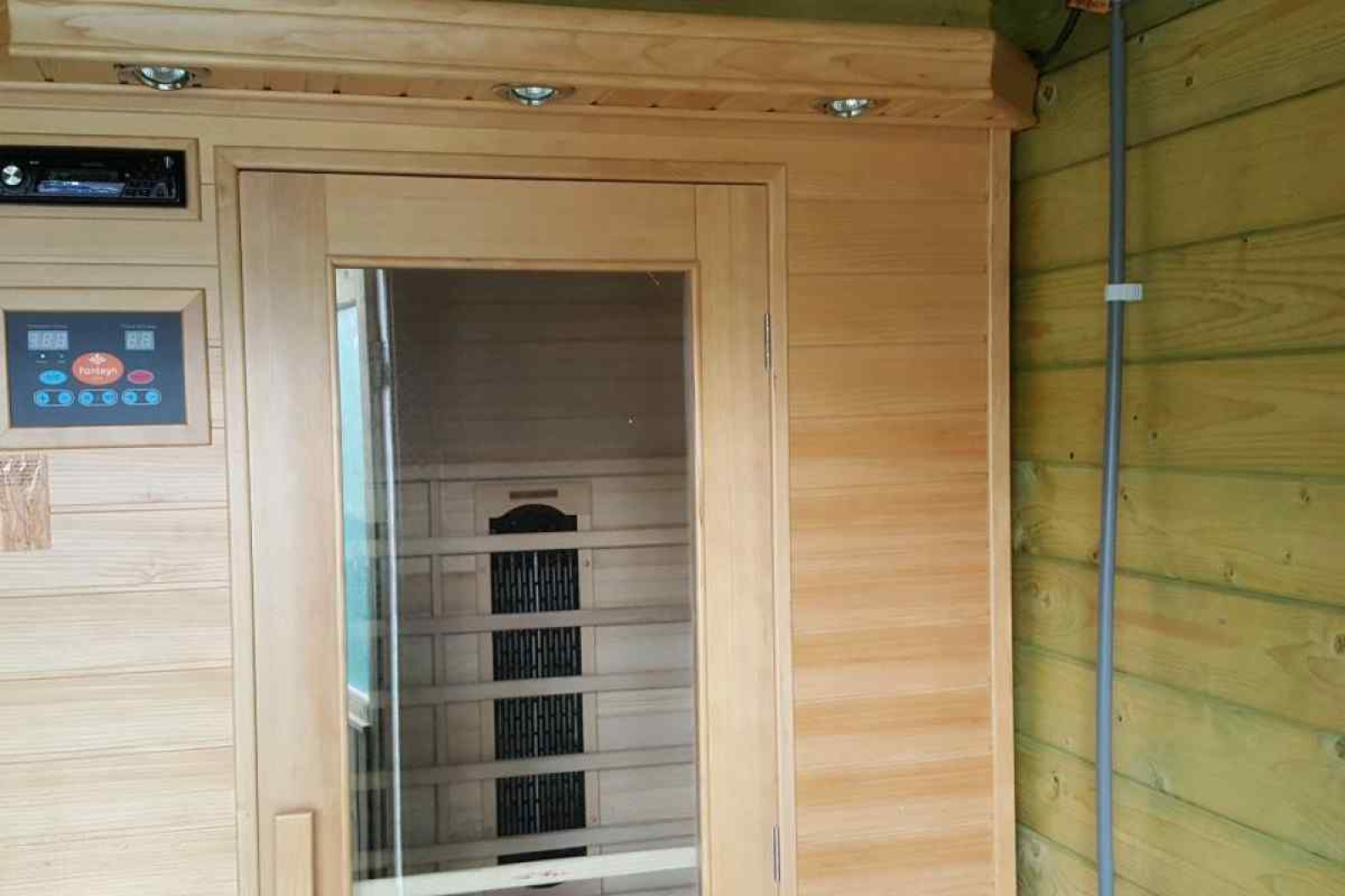 mooi-6-persoons-chalet-met-sauna-in-beekbergen-veluwe