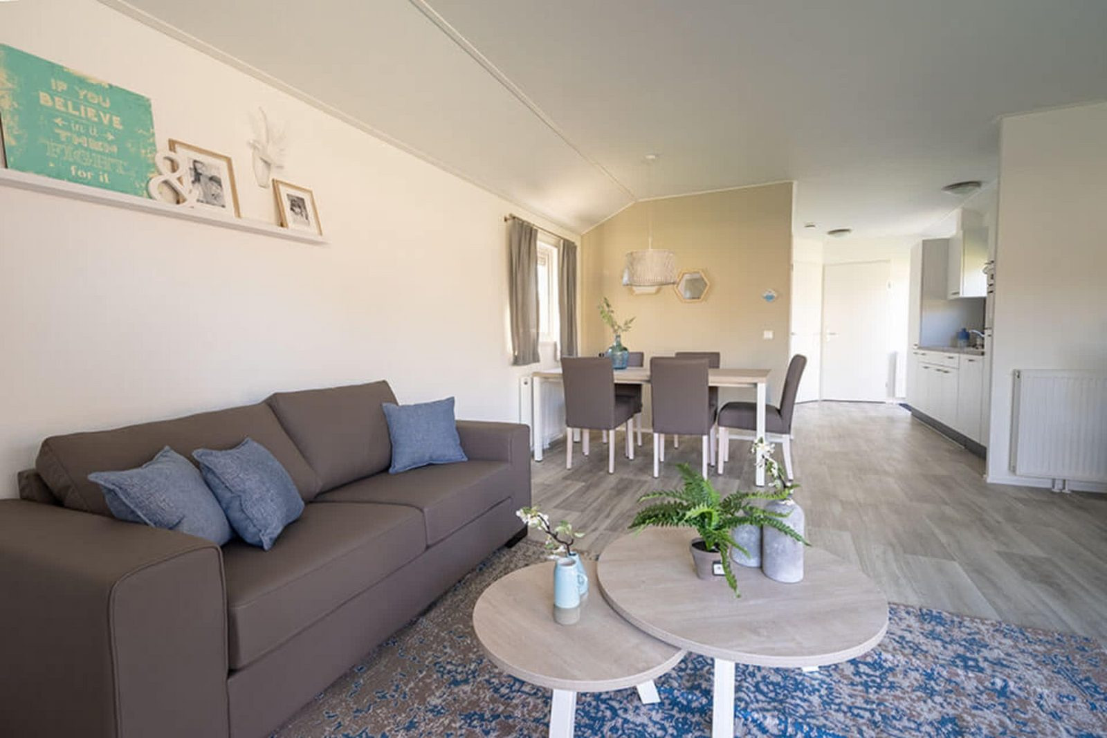 4-persoons-chalet-op-vakantiepark-vlakbij-het-strand