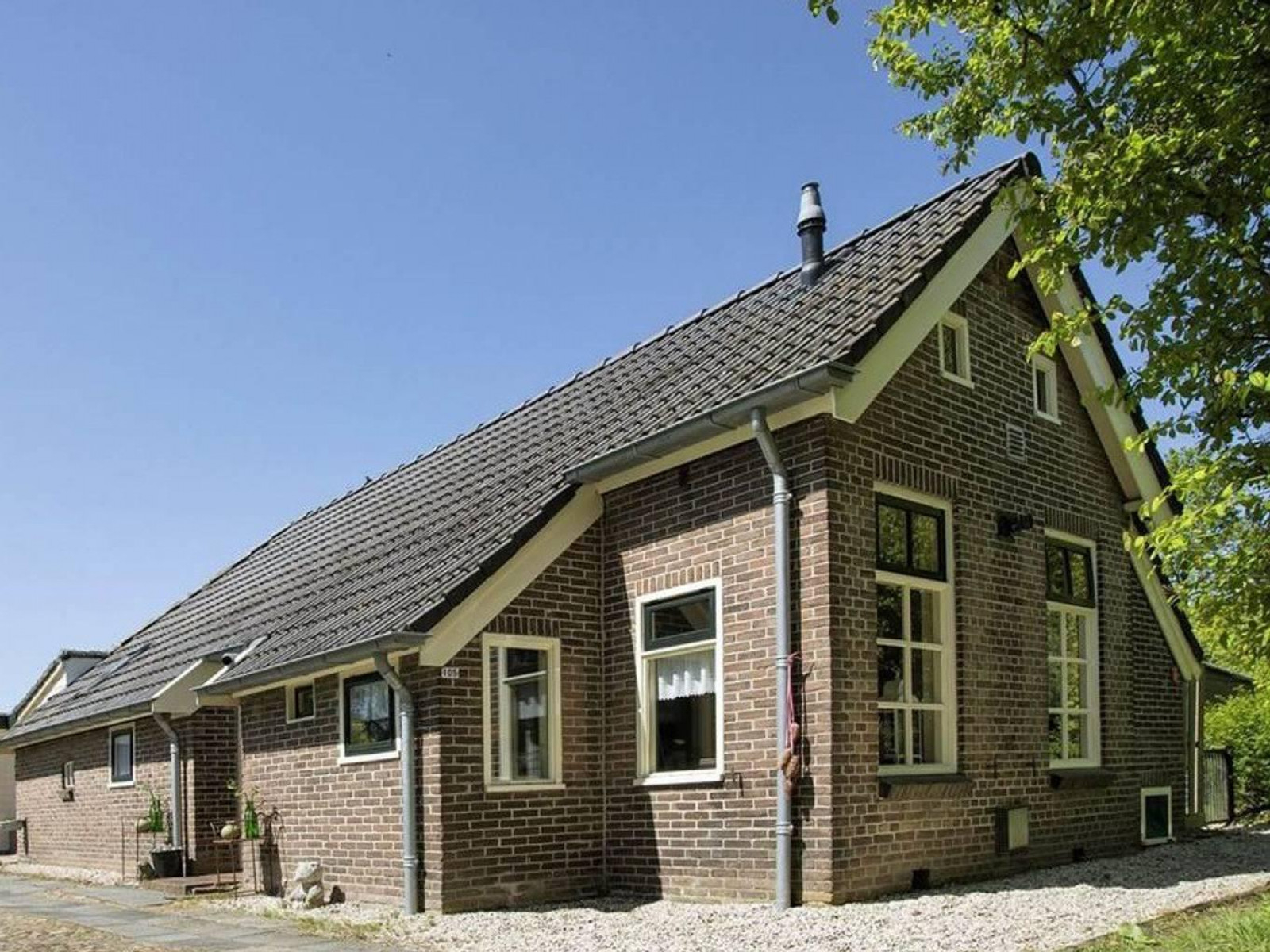 Knus 2 persoons karakteristiek vakantiehuis nabij Schoo