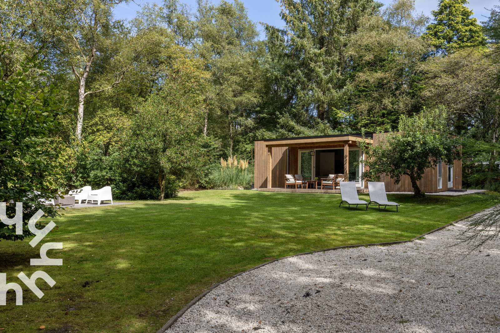 prachtig-4-persoons-boshuis-met-een-heerlijke-tuin-drenthe