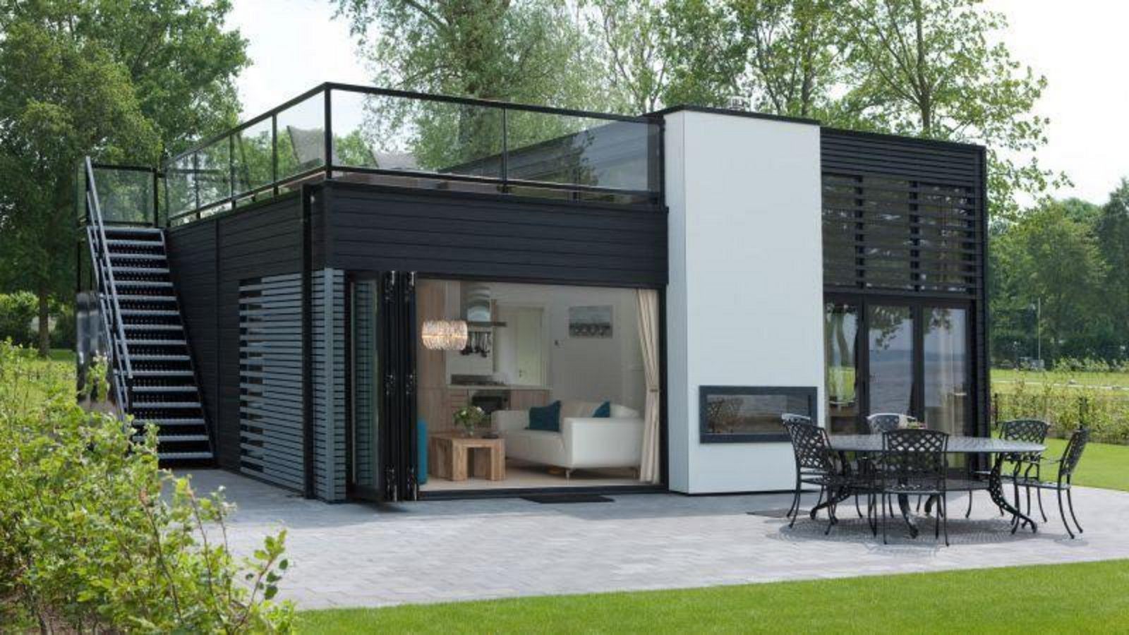 luxe-4-persoons-vakantiehuis-met-sfeerhaard-en-dakterras-op-vakantiepark