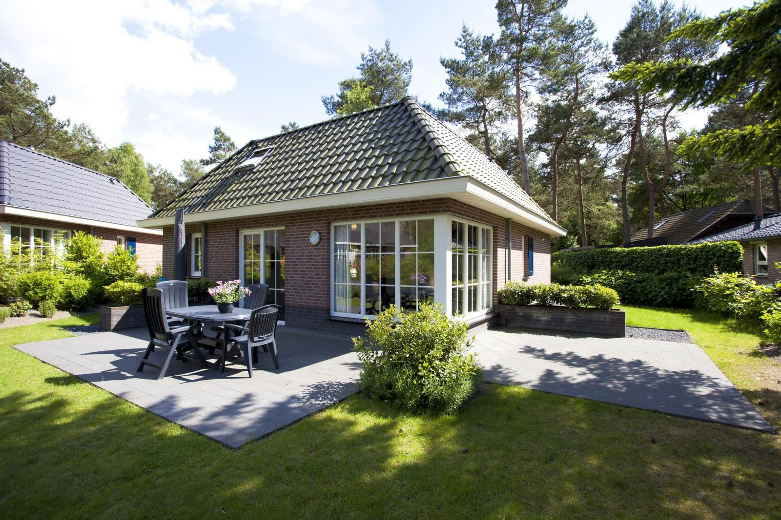 6-persoons-vakantiehuis-met-open-haard-op-vakantiepark-beekbergen