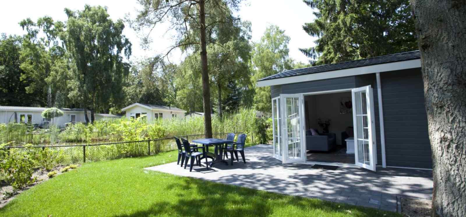 basic-4-persoons-chalet-op-vakantiepark-hooge-veluwe-nabij-arnhem