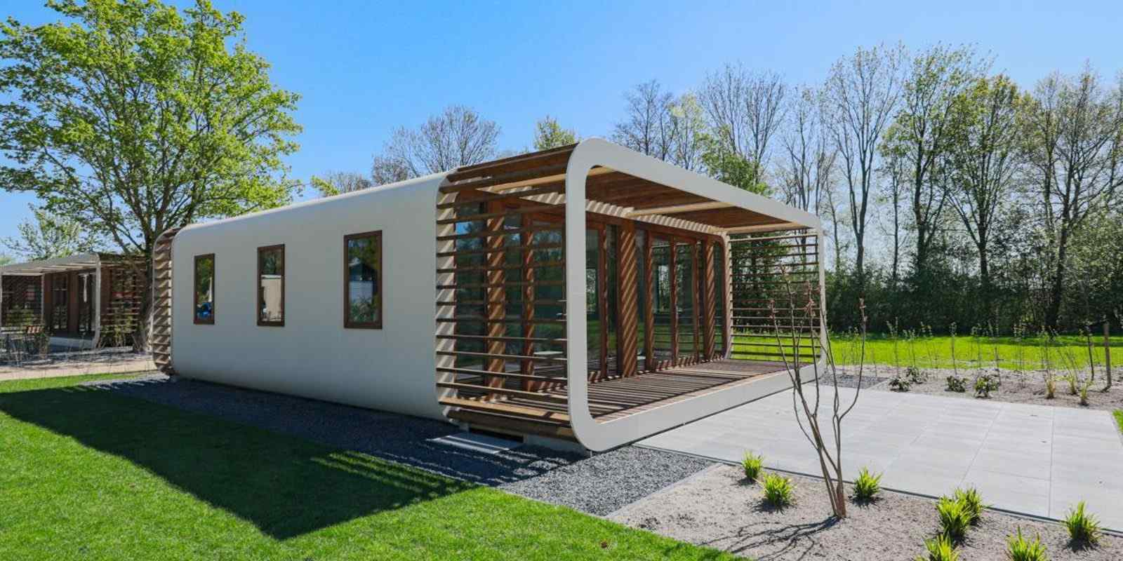 luxe-en-modern-vakantiehuis-voor-4-personen-op-vakantiepark-bad-hoophuizen