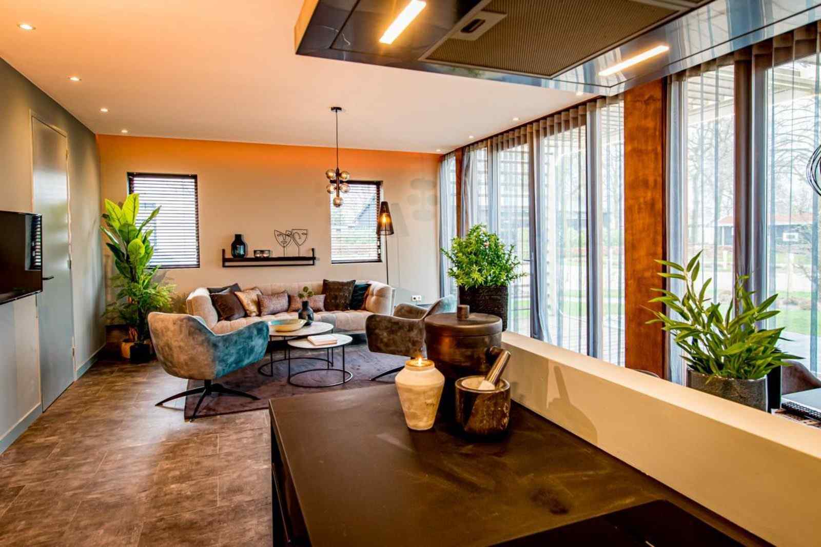 luxe-en-modern-vakantiehuis-voor-4-personen-op-vakantiepark-bad-hoophuizen