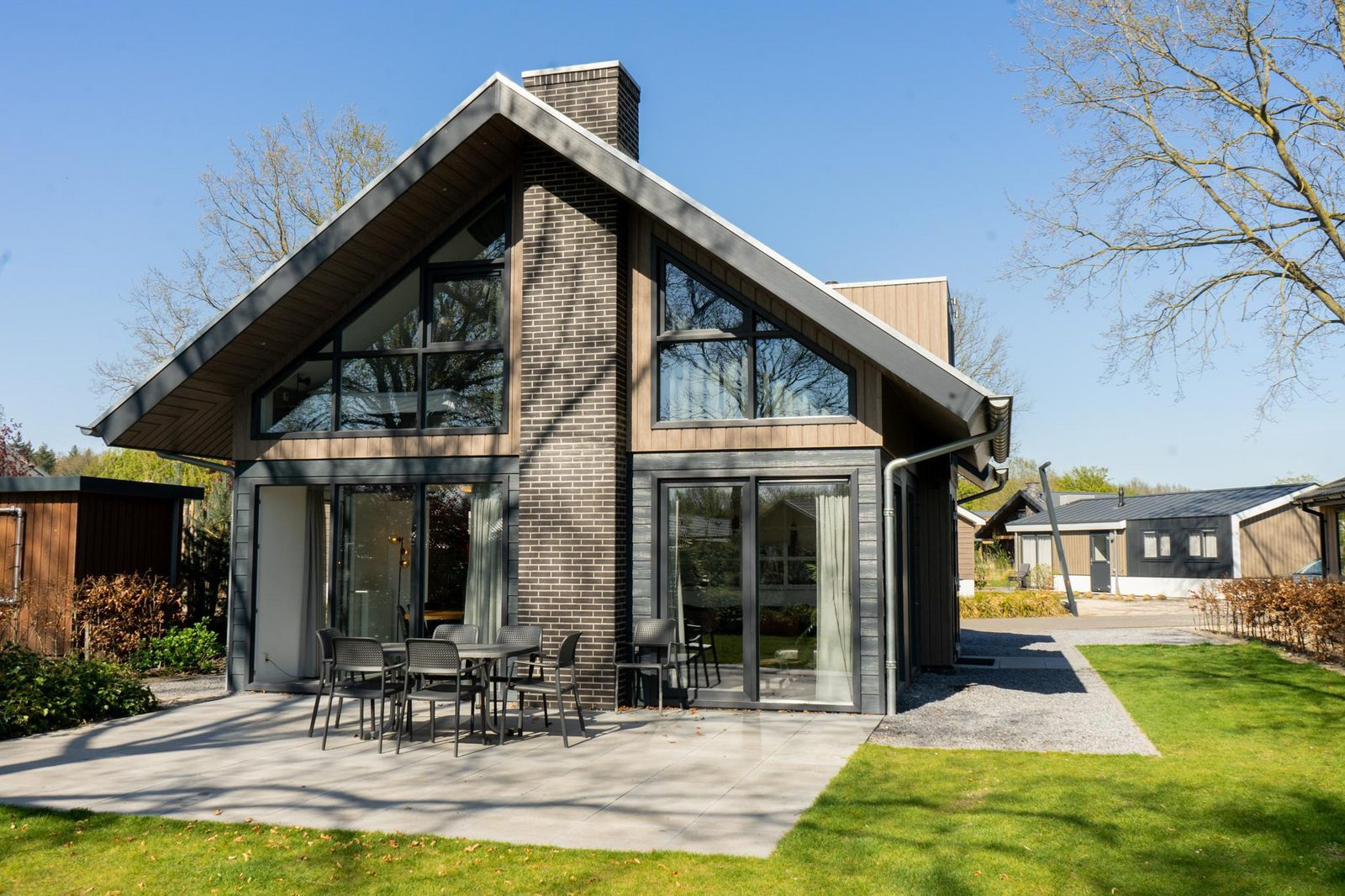 luxe-10-persoons-villa-bij-het-veluwemeer