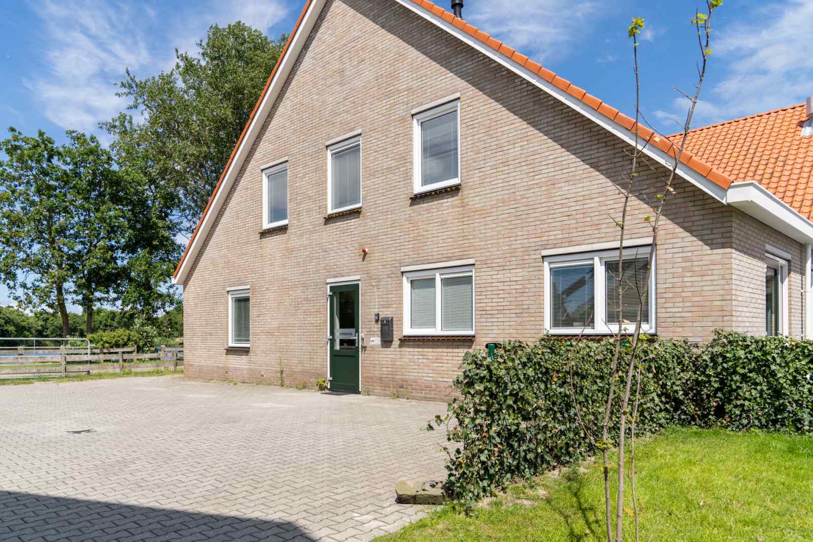 luxe-20-persoons-groepsaccommodatie-in-de-vleien-op-ameland