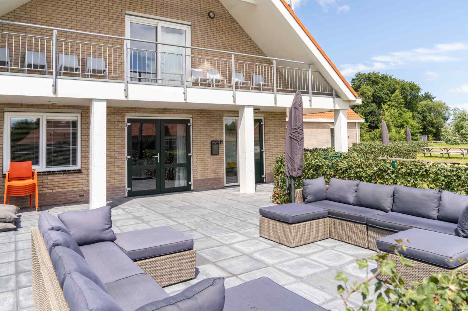 luxe-24-persoons-groepsaccommodatie-in-de-vleien-op-ameland