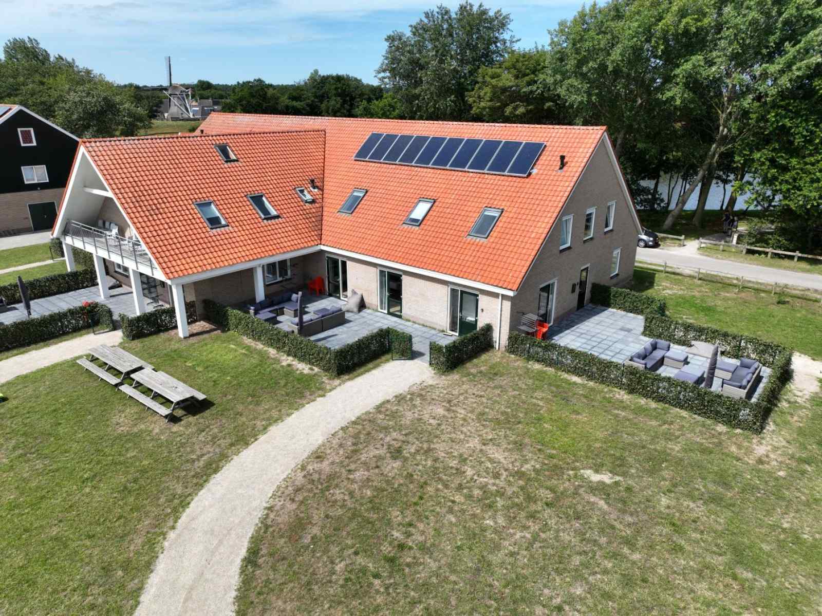 Luxe 20 persoons groepsaccommodatie in de Vleien op Ameland