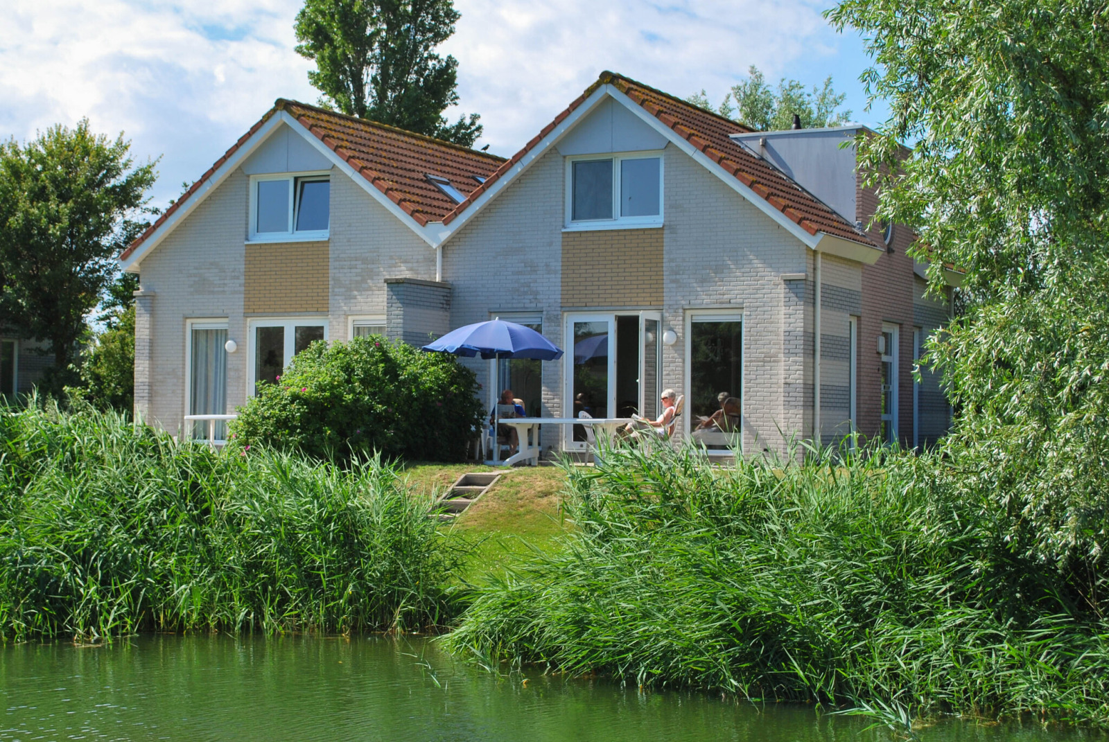 Prachtig 6 persoons vakantiehuis op Beach Resort Makkum in Friesland - Nederland - Europa - Makkum
