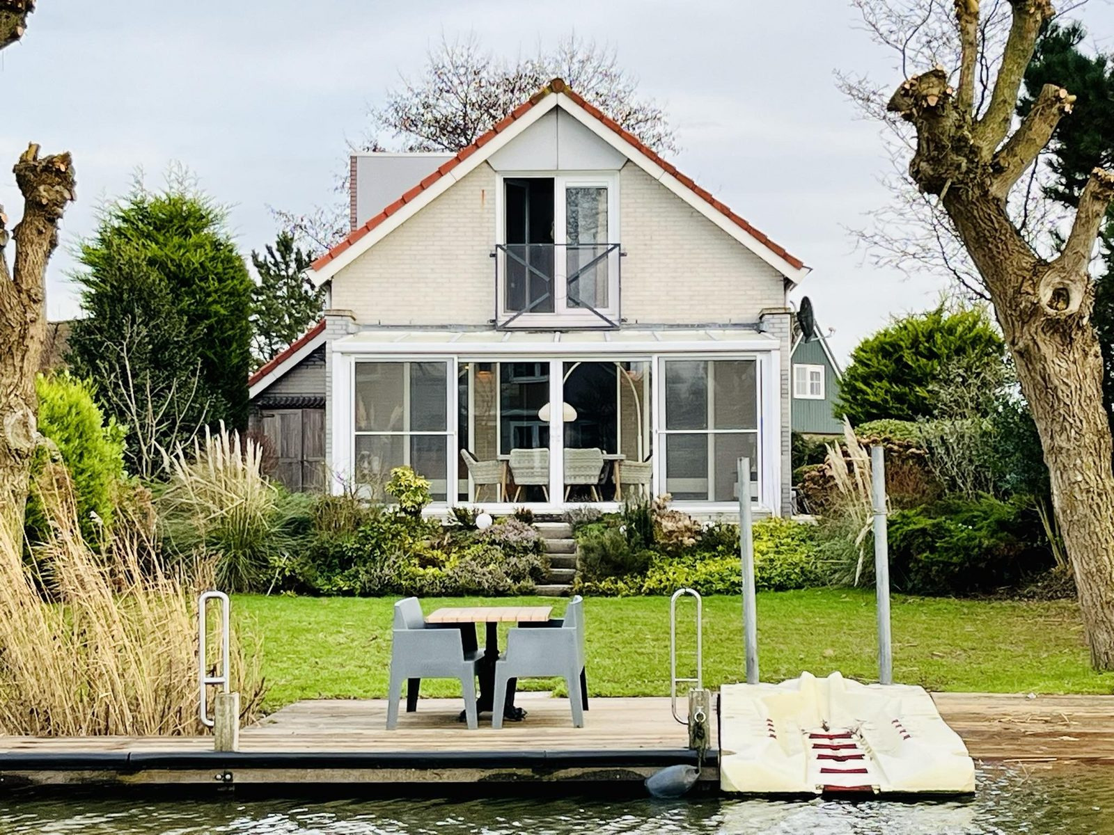 Prachtig 6 persoons vakantiehuis op Beach Resort Makkum in Friesland - Nederland - Europa - Makkum