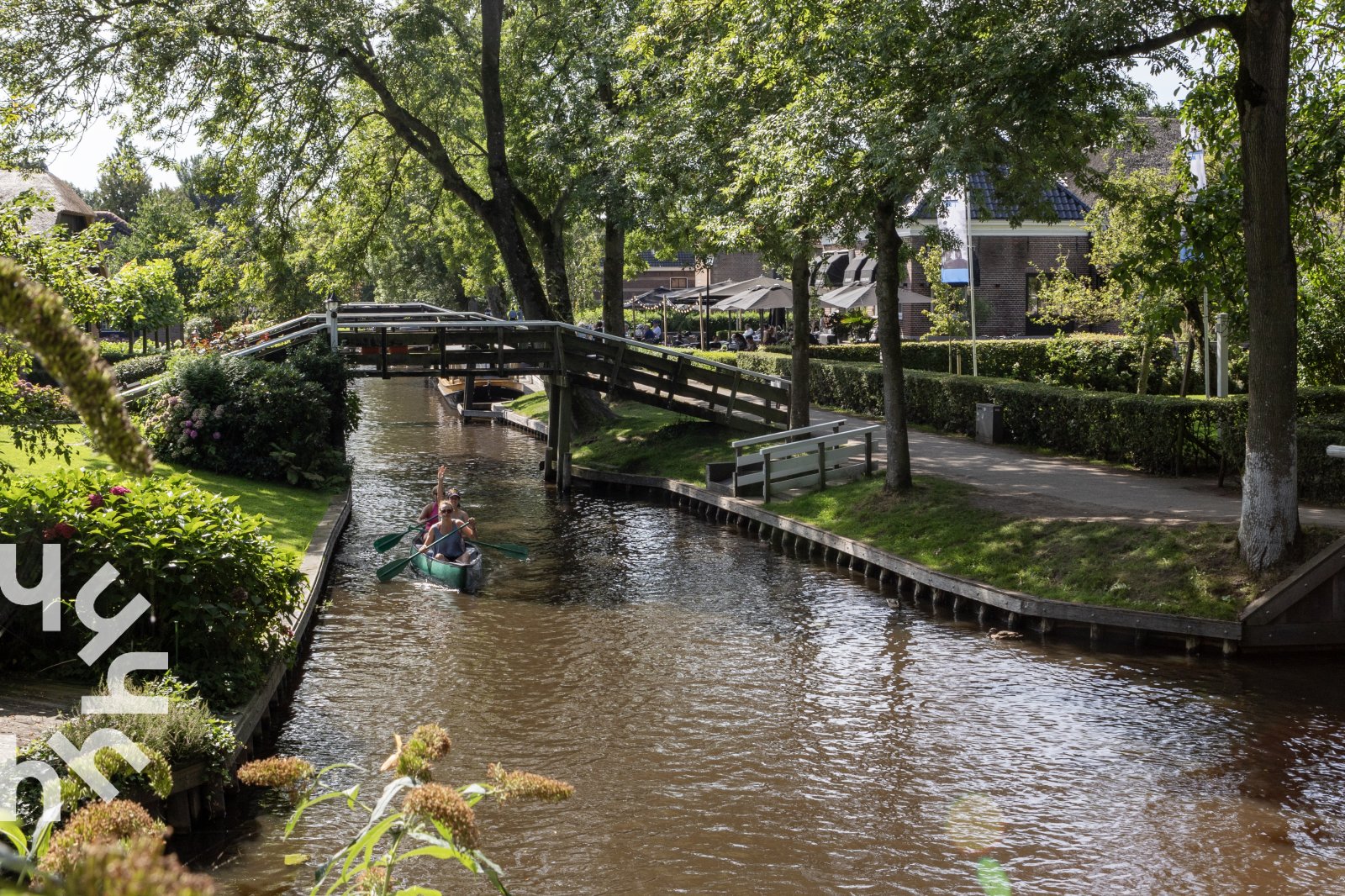 gezellig-6-persoons-vakantie-appartement-landelijk-gelegen-in-sonnega-friesland