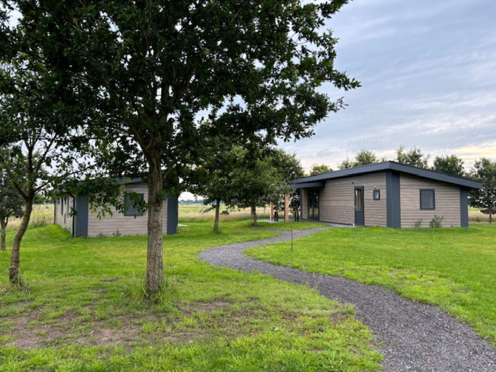 Ruim 6-persoons chalet met terras nabij natuurgebied de Weerribben-Wieden