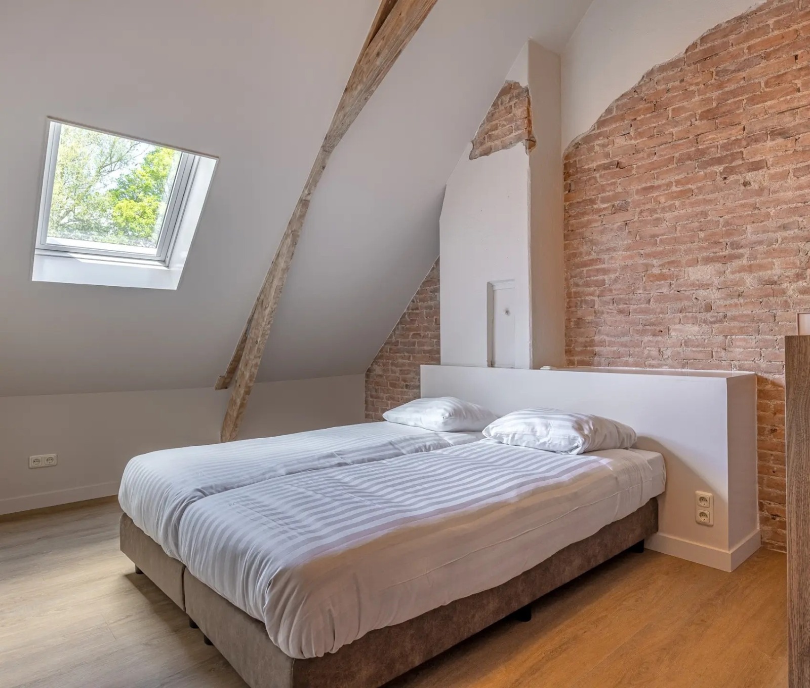Recreatiewoning in Hommerts voor 10 personen foto 3