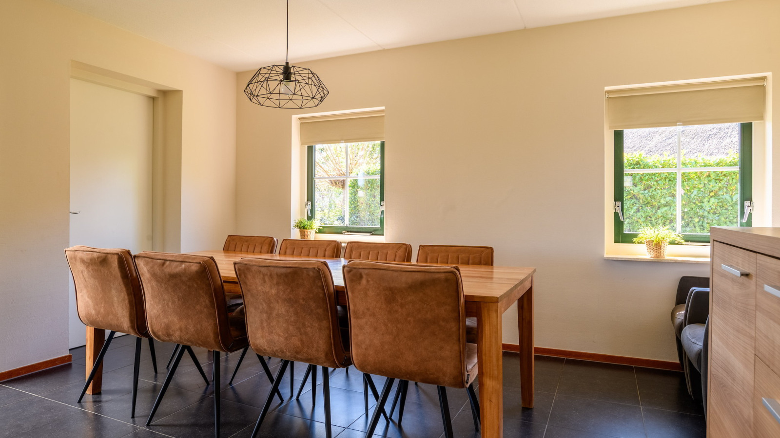 Bungalow in Vlagtwedde voor 9 personen foto 18