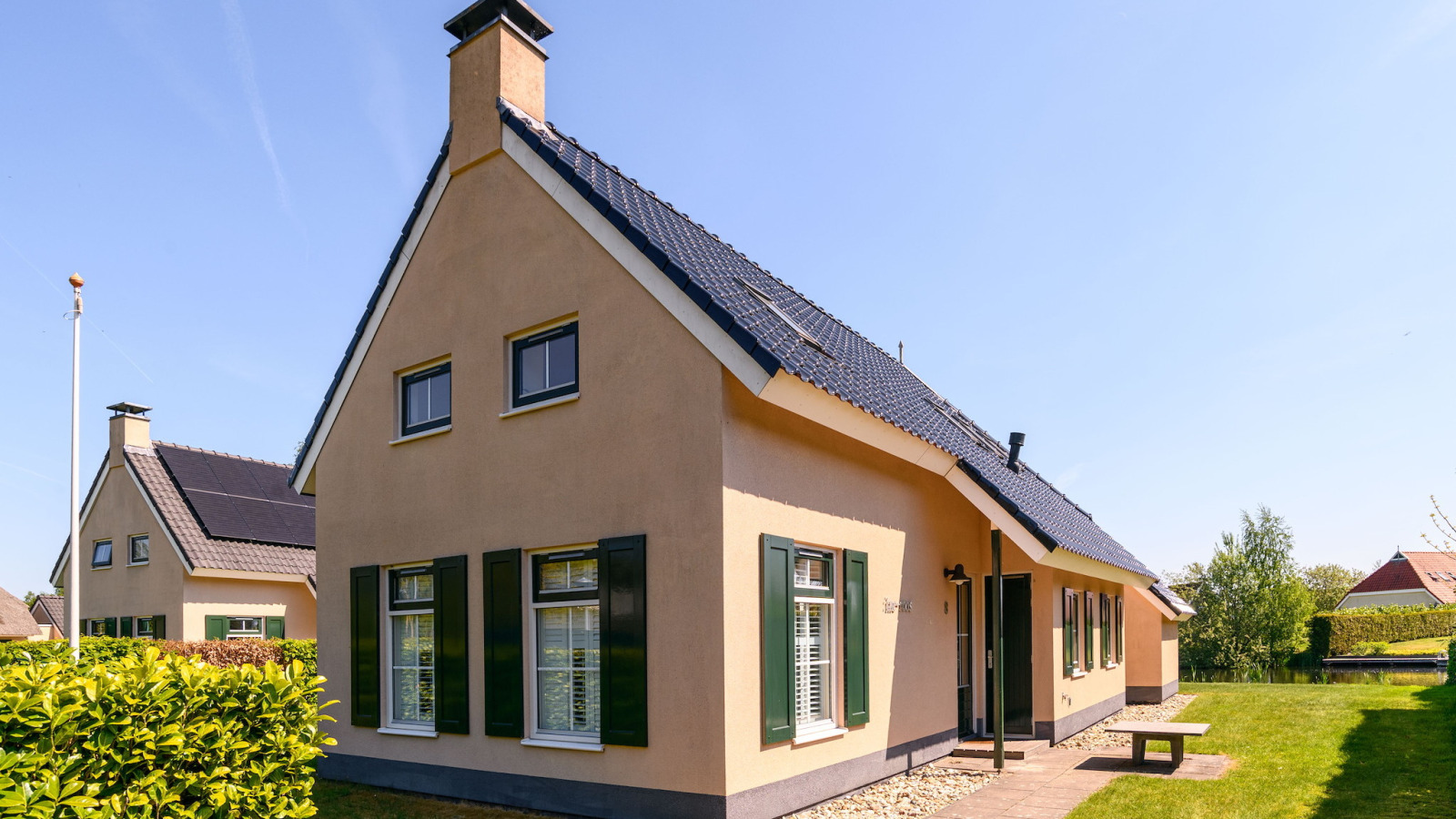 Bungalow in Vlagtwedde voor 9 personen foto 16