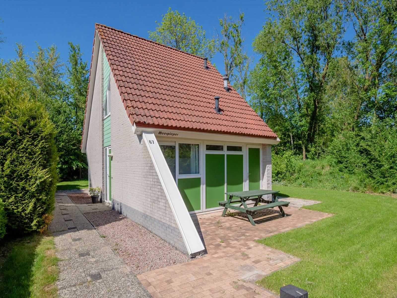 fijn-4-persoons-villa-op-villapark-weddermeer-met-sauna