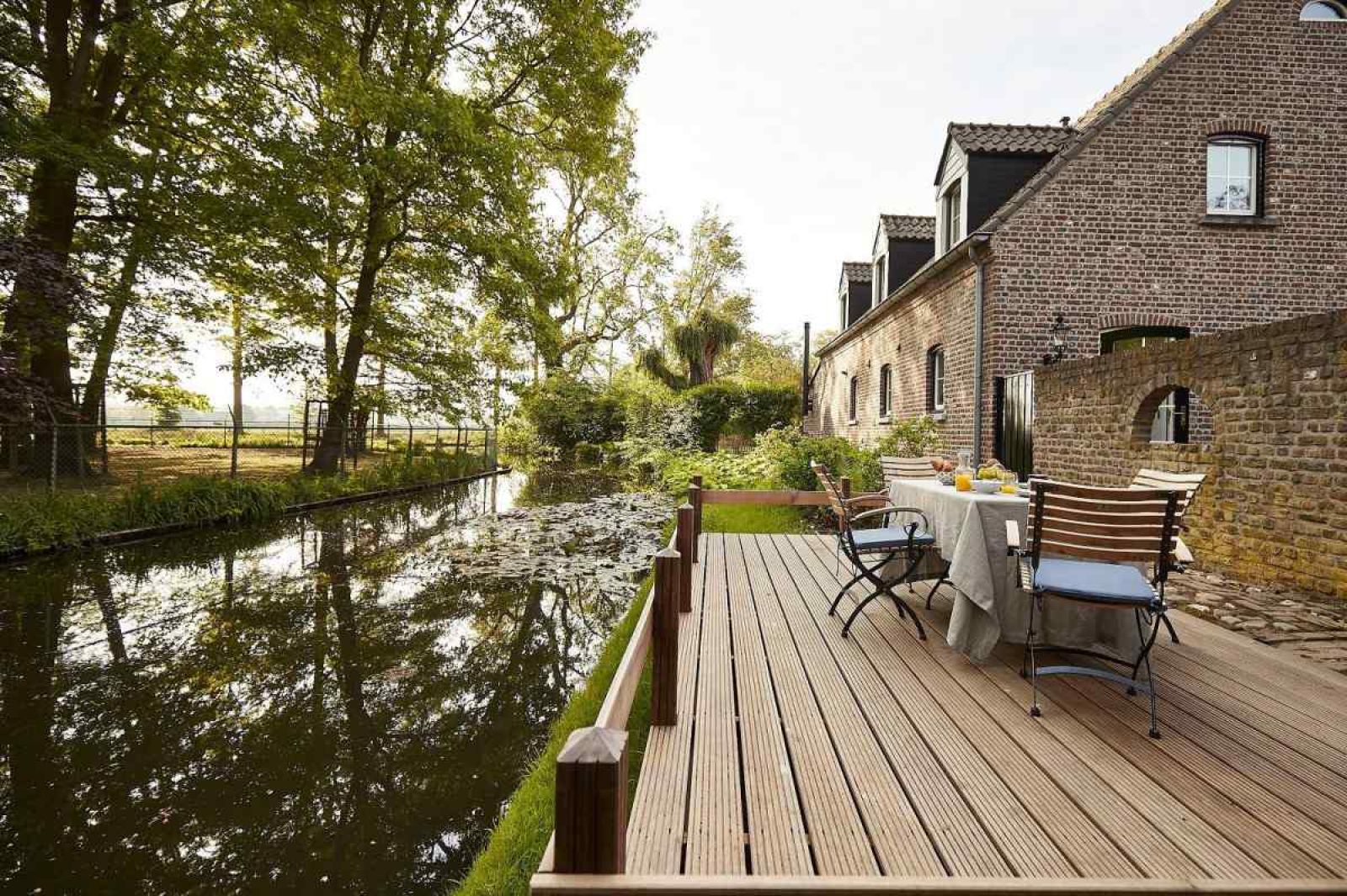 Schitterend 10 persoons vakantiehuis op unieke locatie 