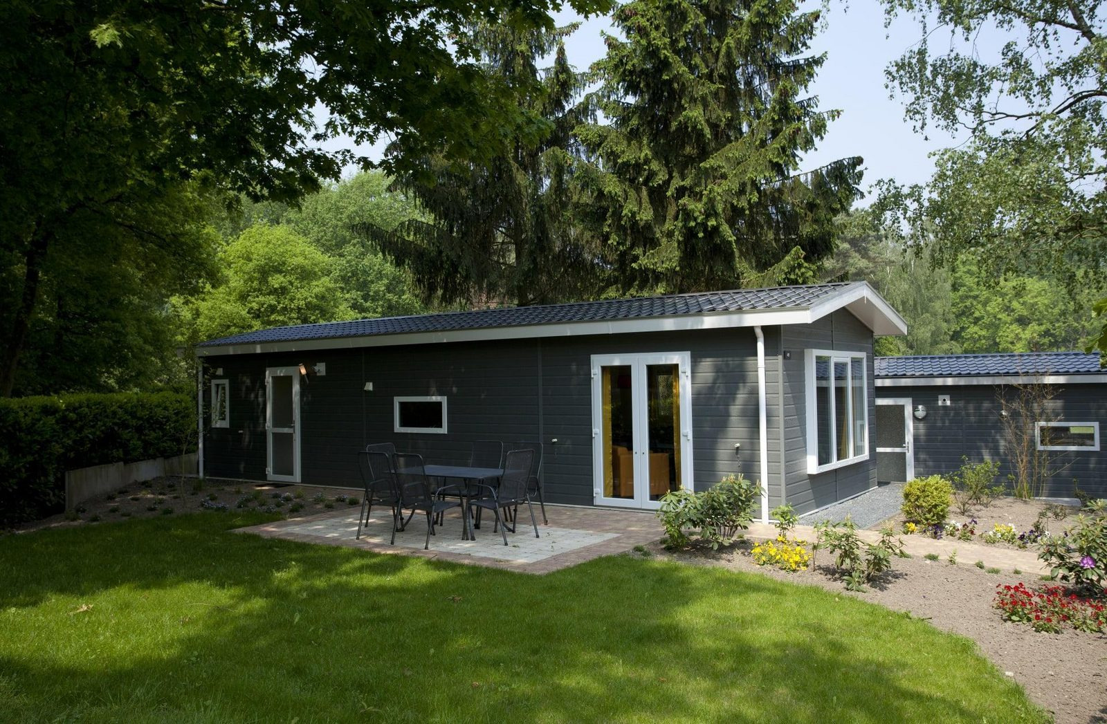 Basic 4 persoons chalet op vakantiepark Maasduinen in Belfeld nabij Venlo.