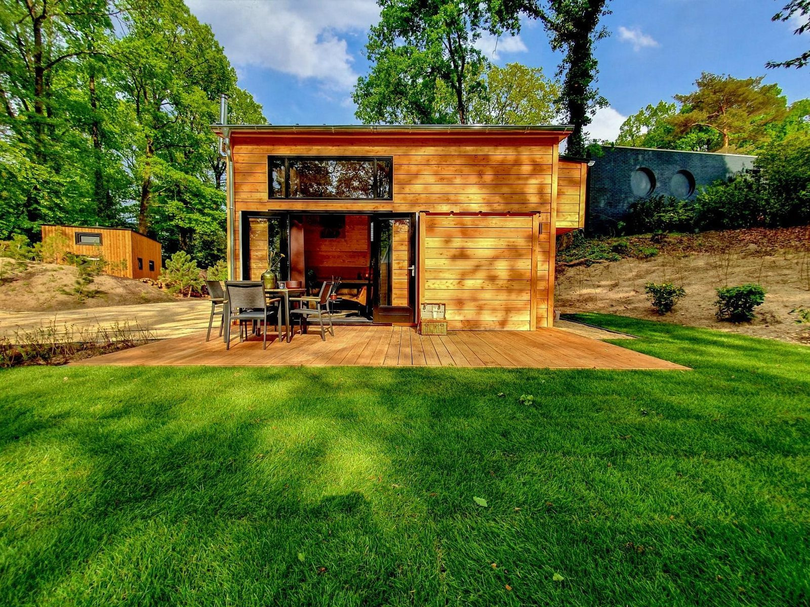 Tiny House voor 4 personen op Vakantie Maasduinen met natuurmeer en zandstrand