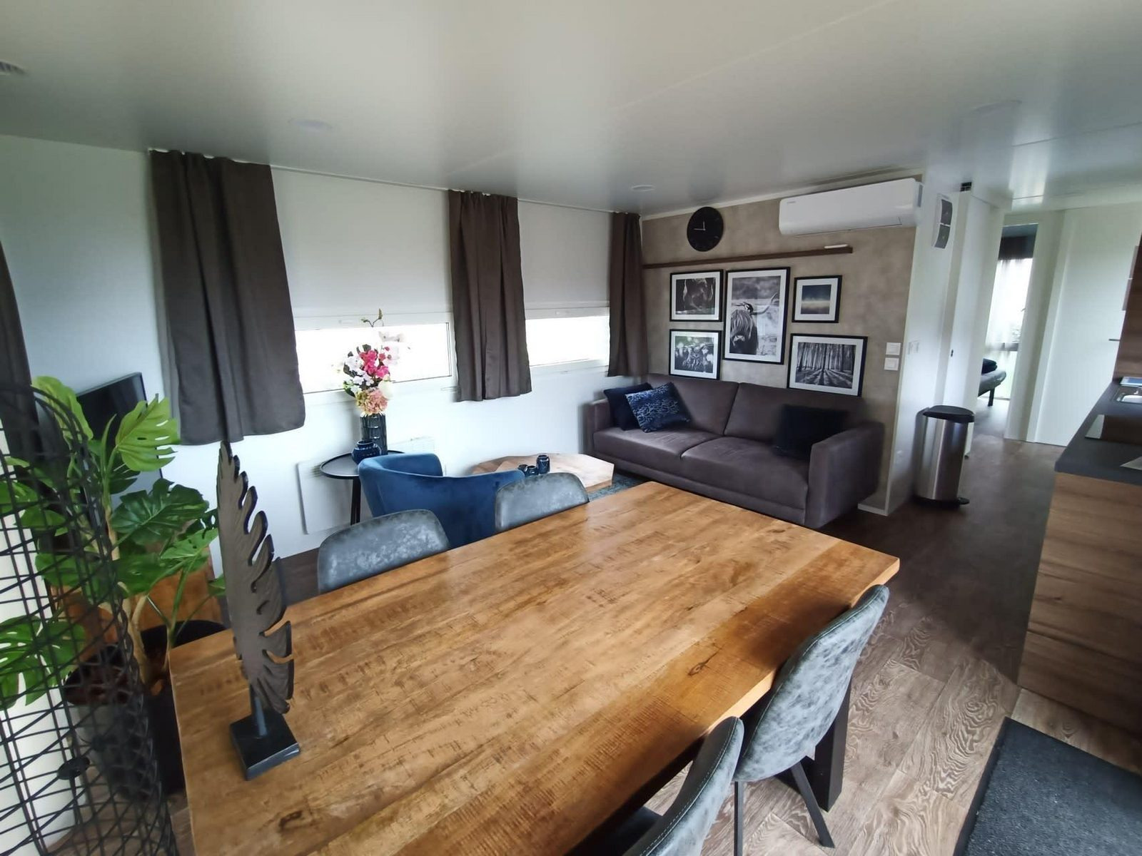 modern-6-persoons-chalet-op-het-gezellige-vakantiepark-poort-van-maastricht