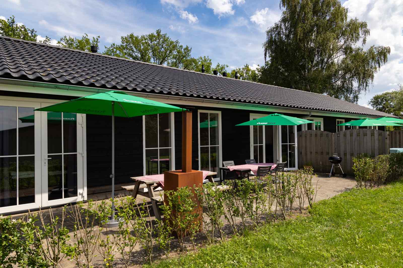 mooi-8-persoons-vakantiehuis-op-een-boerderijcamping-in-goirle