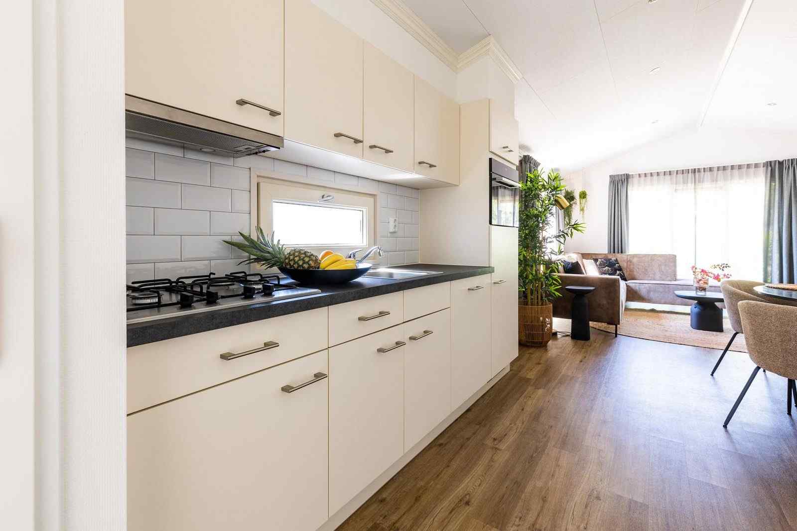 lodge-voor-4-personen-op-vakantiepark-molenvelden-in-veldhoven