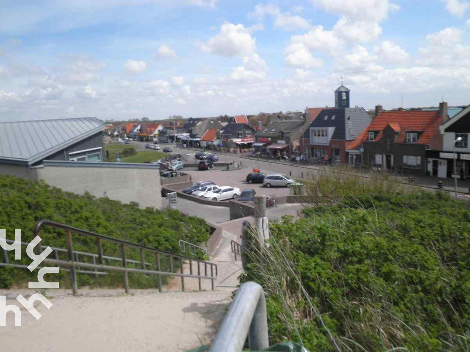 vrijstaand-4-persoons-vakantiehuis-op-een-familiepark-in-callantsoog