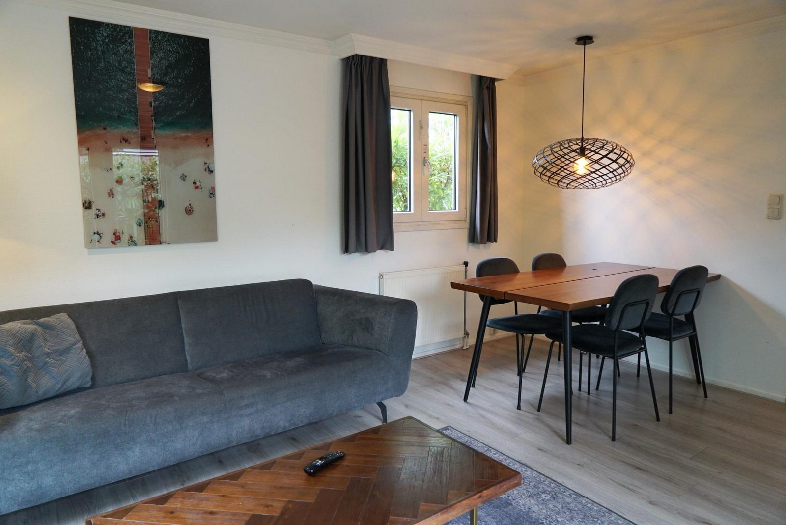 basic-4-persoons-chalet-op-vakantiepark-buitenhuizen-in-velsen-zuid-nabij-amsterdam