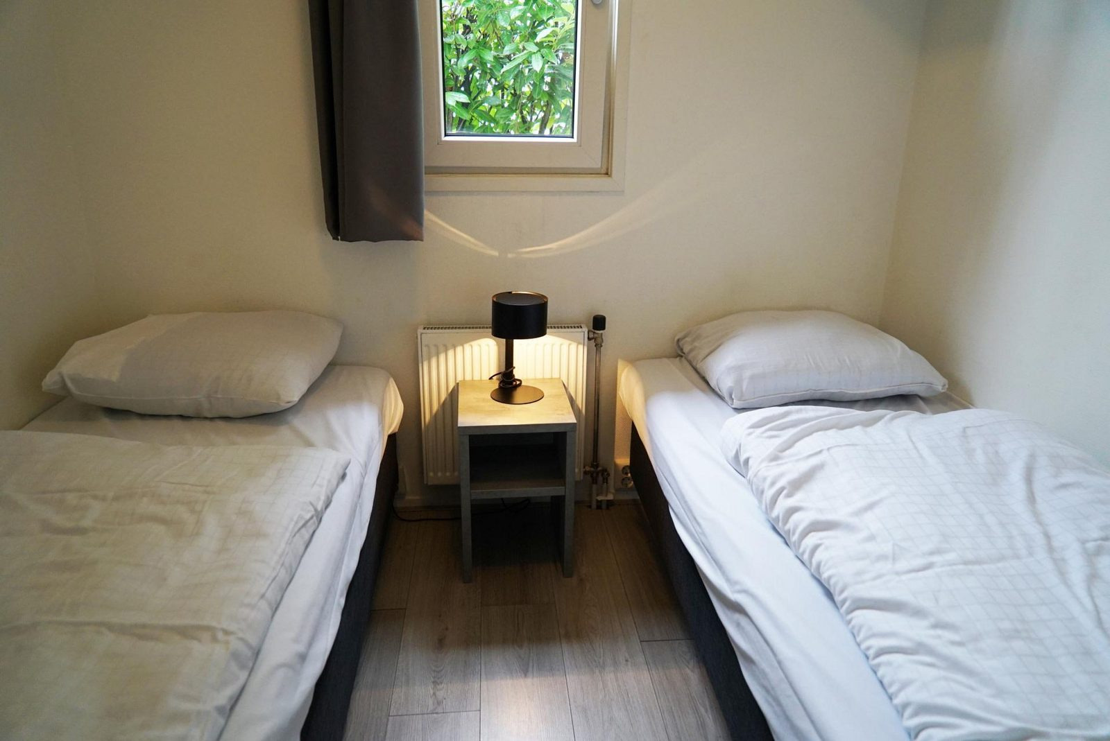 basic-4-persoons-chalet-op-vakantiepark-buitenhuizen-in-velsen-zuid-nabij-amsterdam