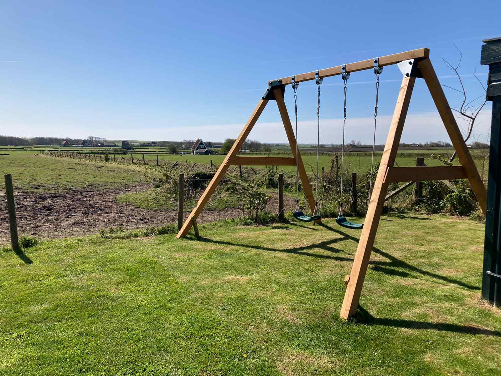 prachtig-en-ruim-vakantie-appartement-voor-3-tot-6-personen-in-den-burg-texel