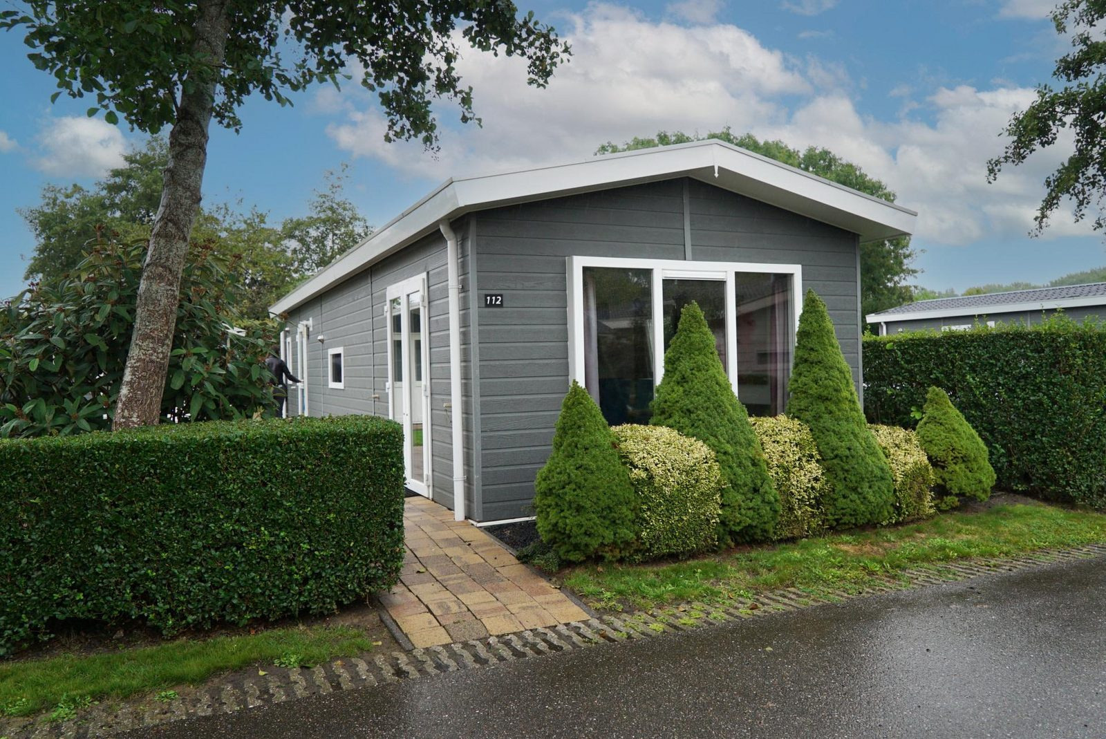 comfortabel-6-persoons-chalet-op-vakantiepark-buitenhuizen-nabij-haarlem-en-amsterdam