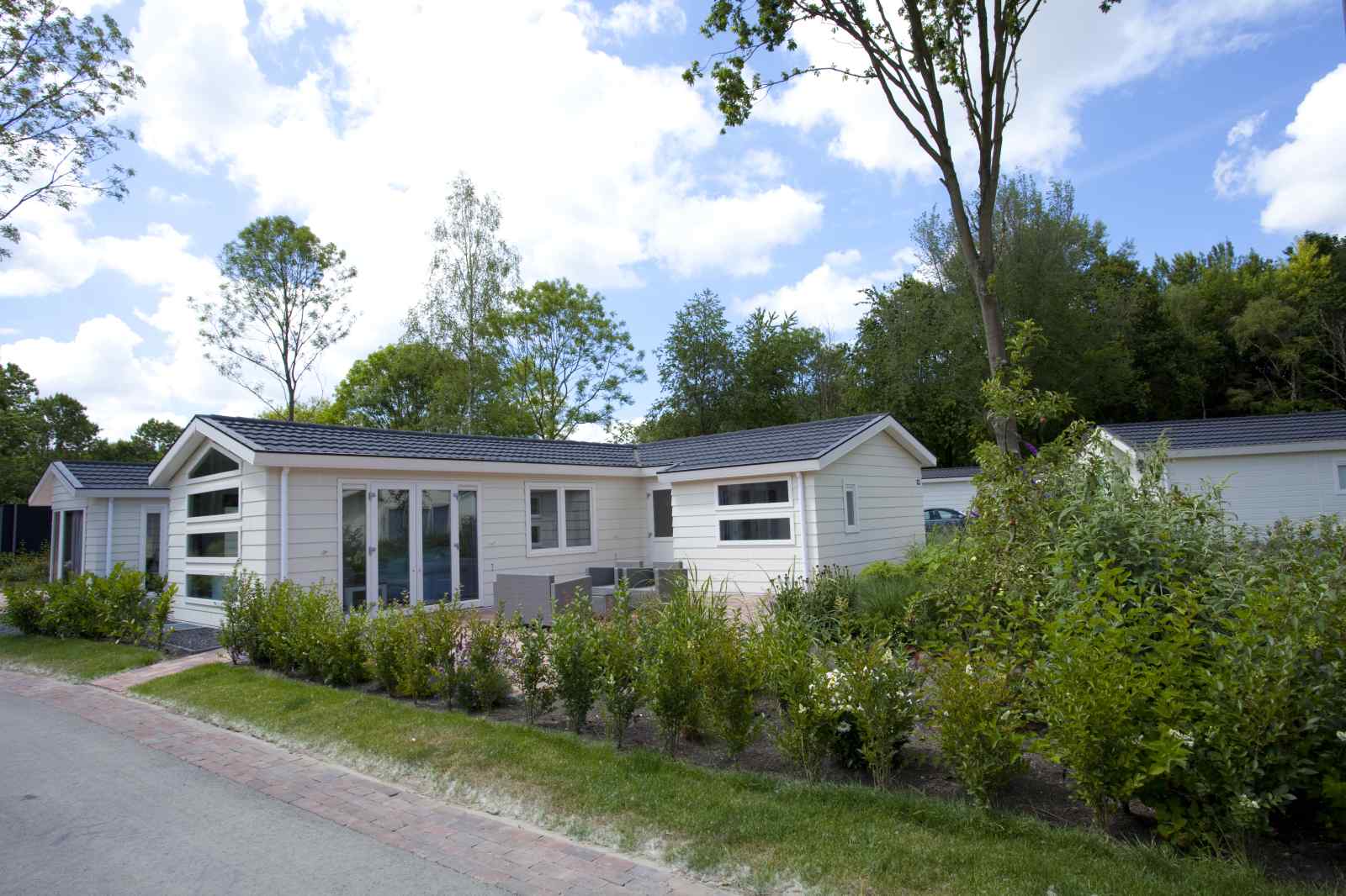 6-persoons-chalet-met-veel-privacy-en-ruimte-op-een-vakantiepark-in-halfweg