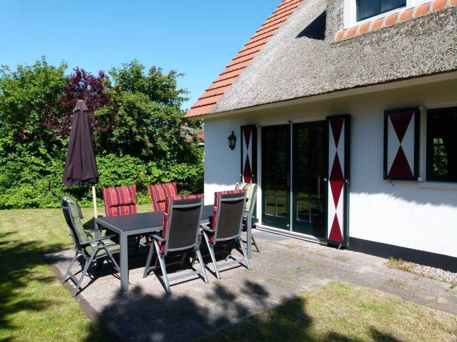 Rietgedekte woning voor zes personen in Callantsoog