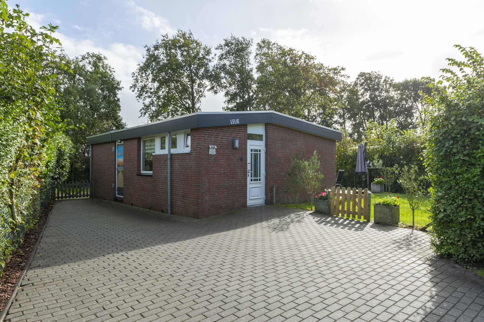 Recreatiewoning in Sint Maartensvlotbrug voor 8 personen foto 2