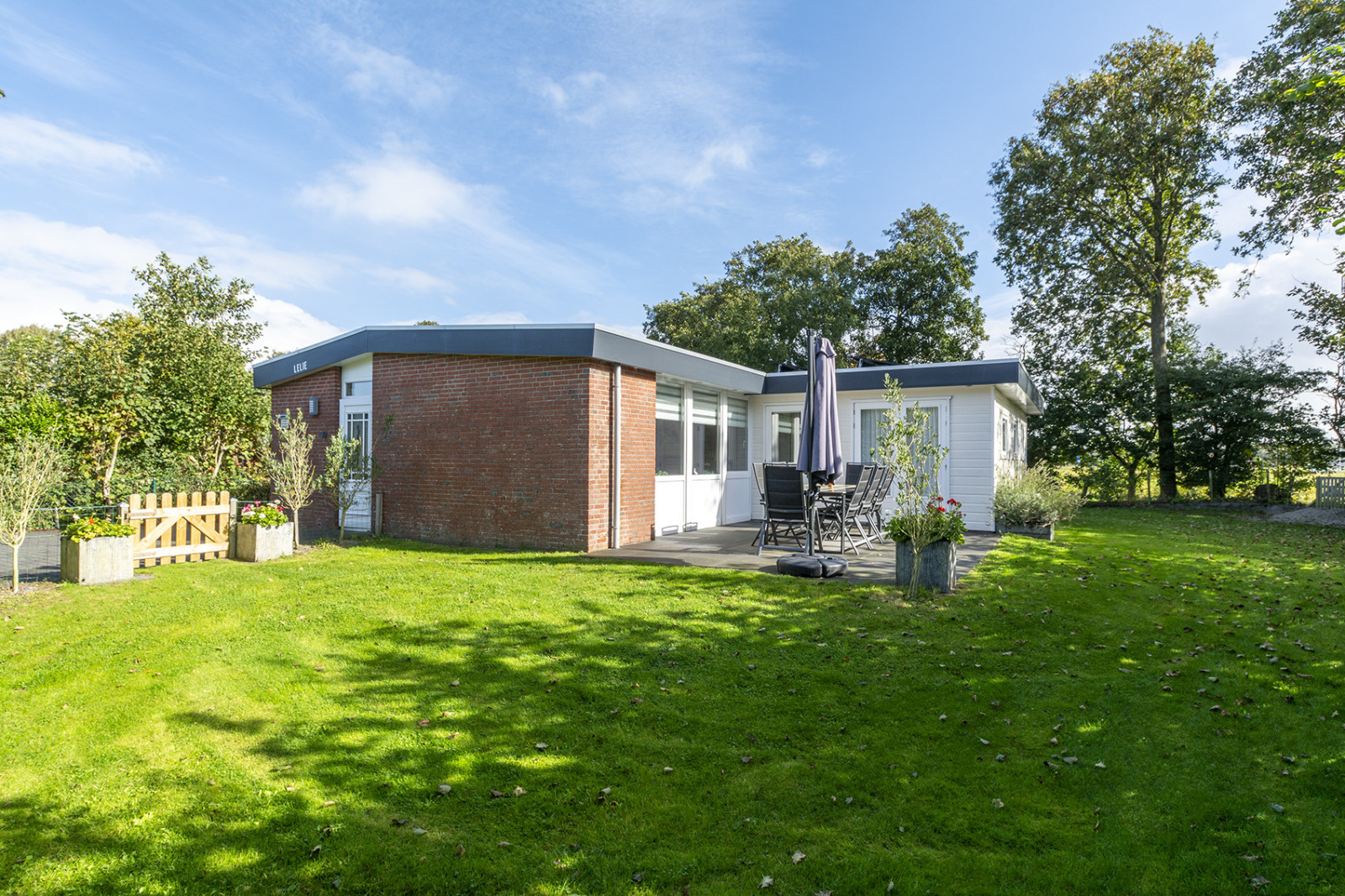 Recreatiewoning in Sint Maartensvlotbrug voor 8 personen foto 3