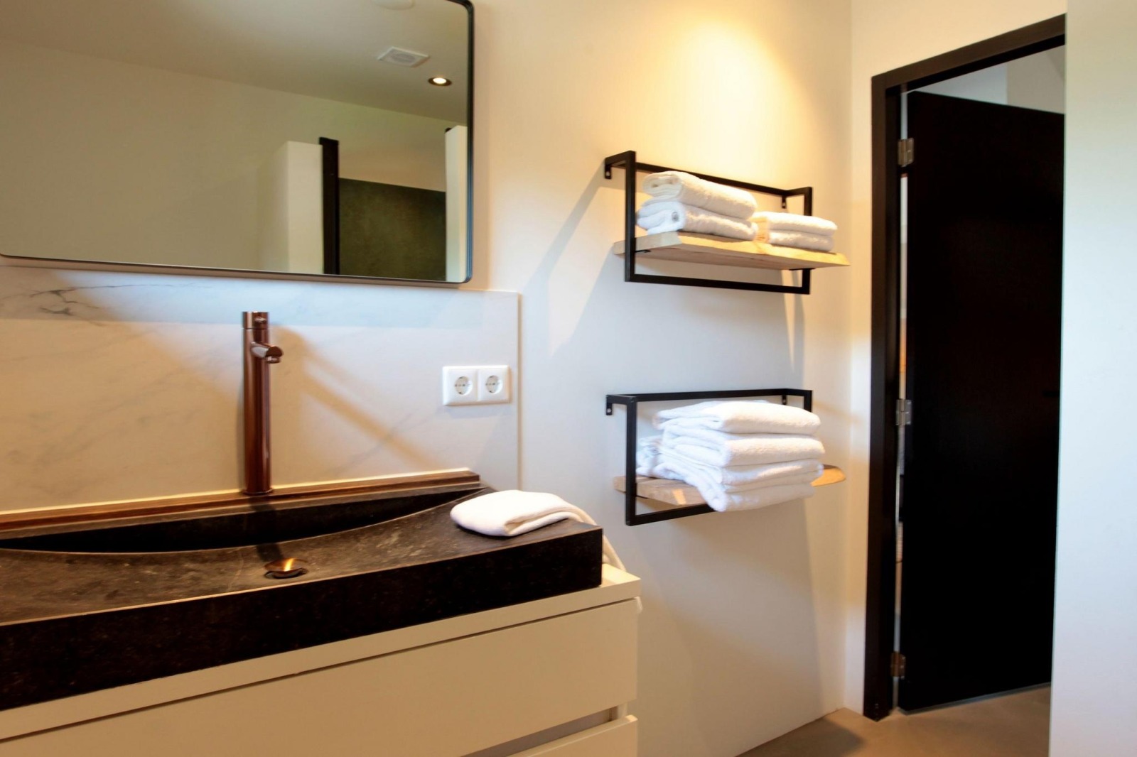 Recreatiewoning in Schoorl voor 12 personen foto 18