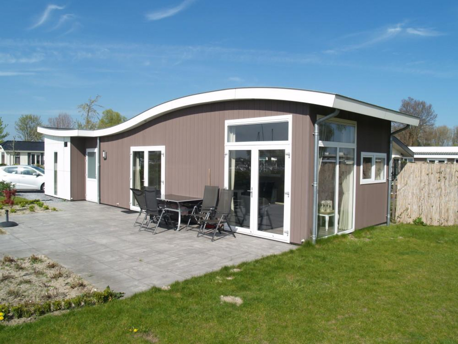 luxe-5-persoons-vakantiehuis-op-prachtig-vakantiepark-in-noord-holland