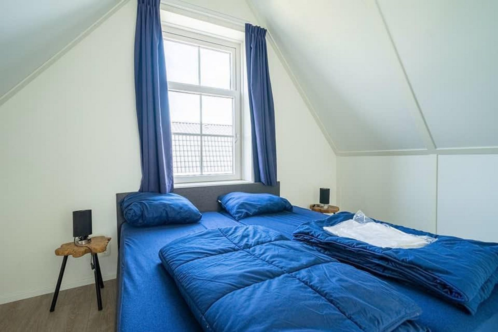 comfortabel-6-persooons-vakantiehuis-op-vakantiepark-vlakbij-amsterdam