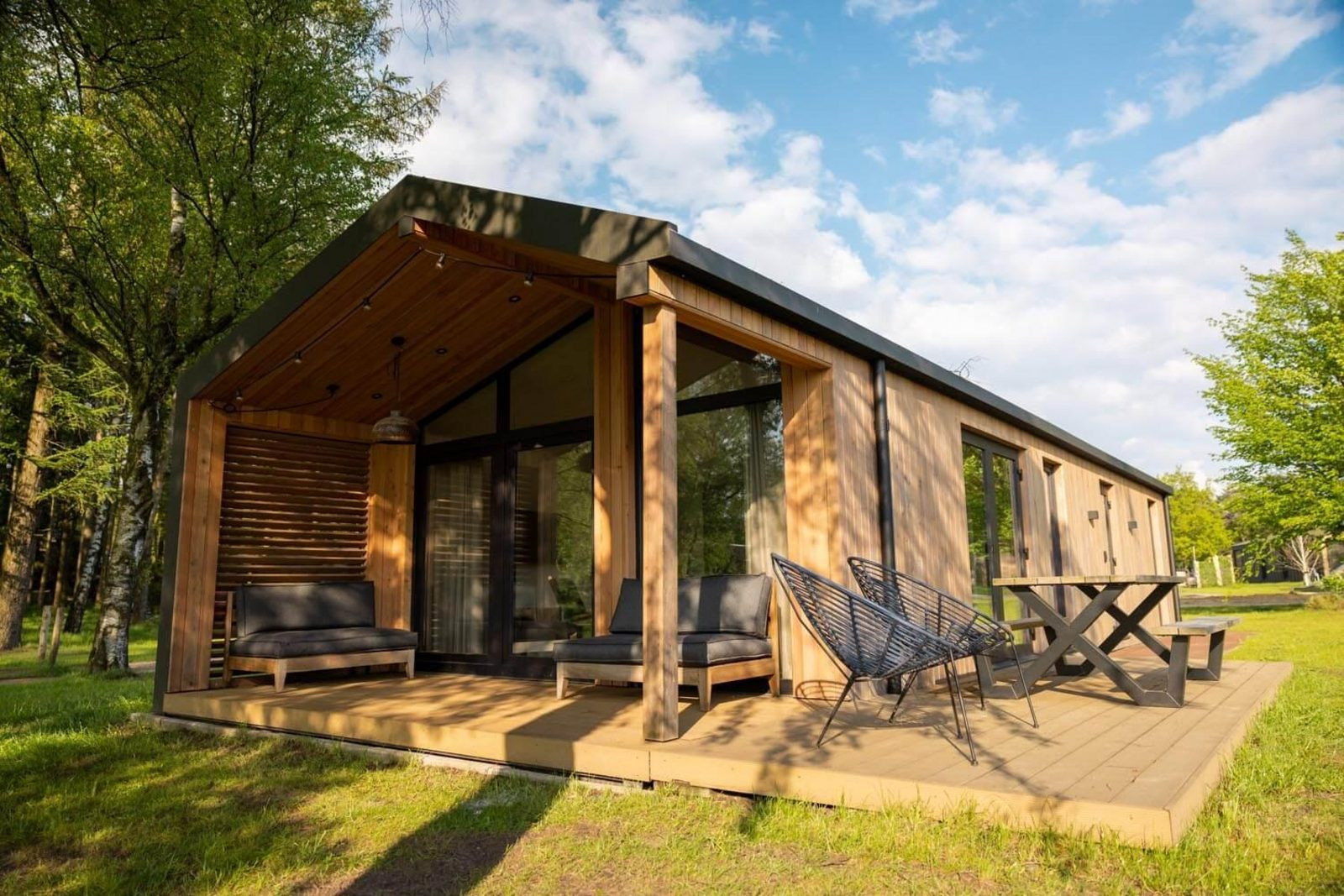 prachtige-6-persoons-lodge-met-hottub-in-wilsum-nabij-de-grens-duitsland-nederland