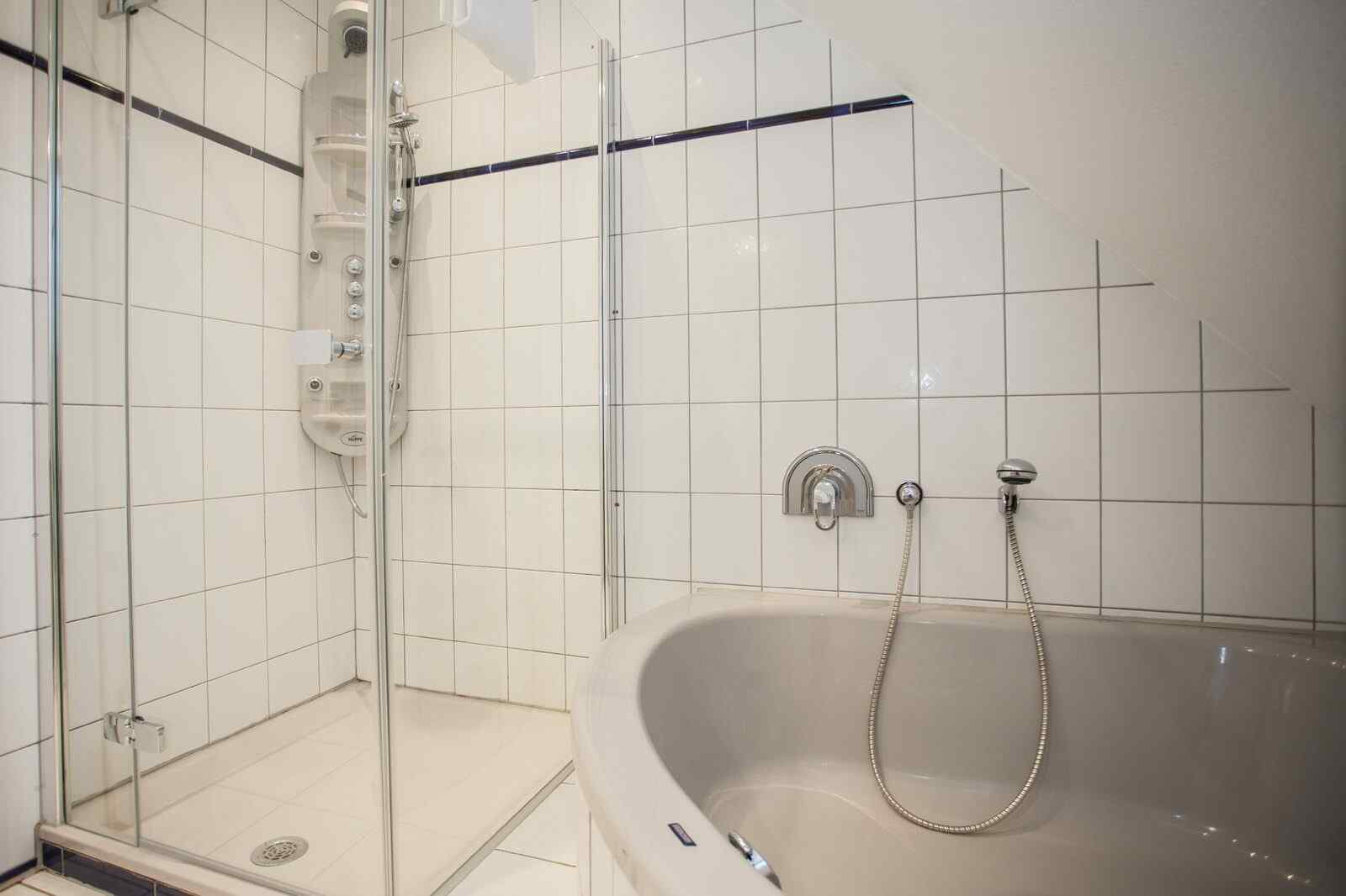 heerlijk-6-persoons-vakantiehuis-nabij-het-centrum-van-winterberg
