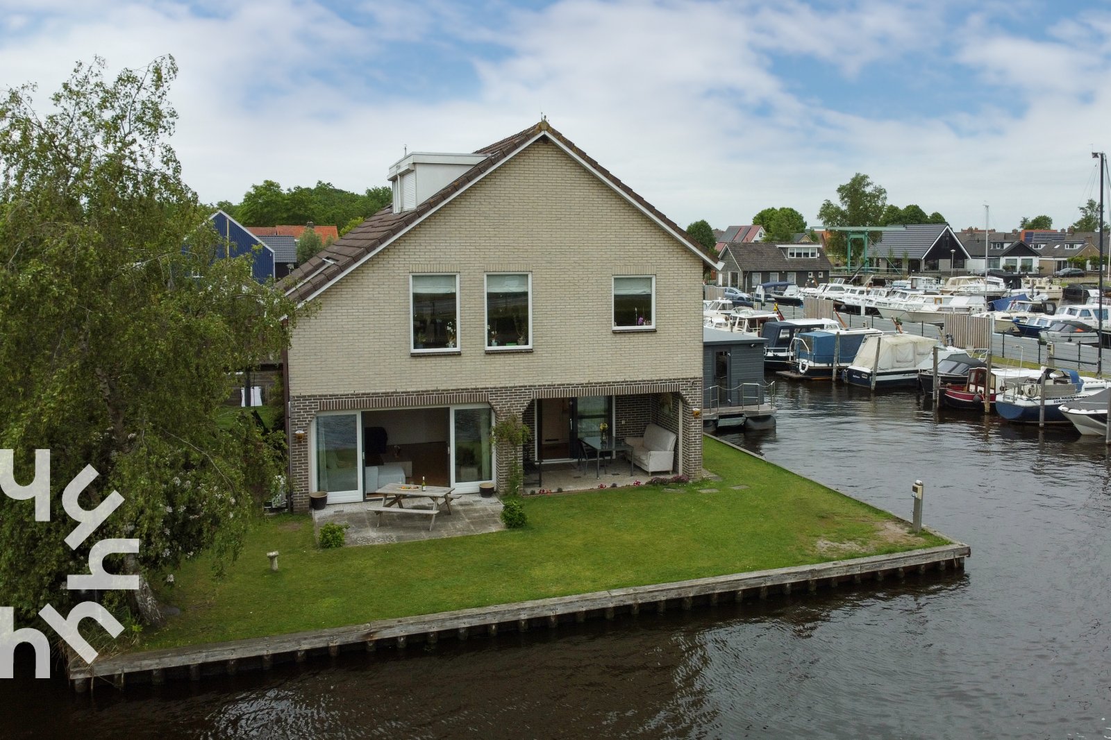 gezellig-vakantiehuis-voor-4-personen-aan-het-water-in-giethoorn-overijssel