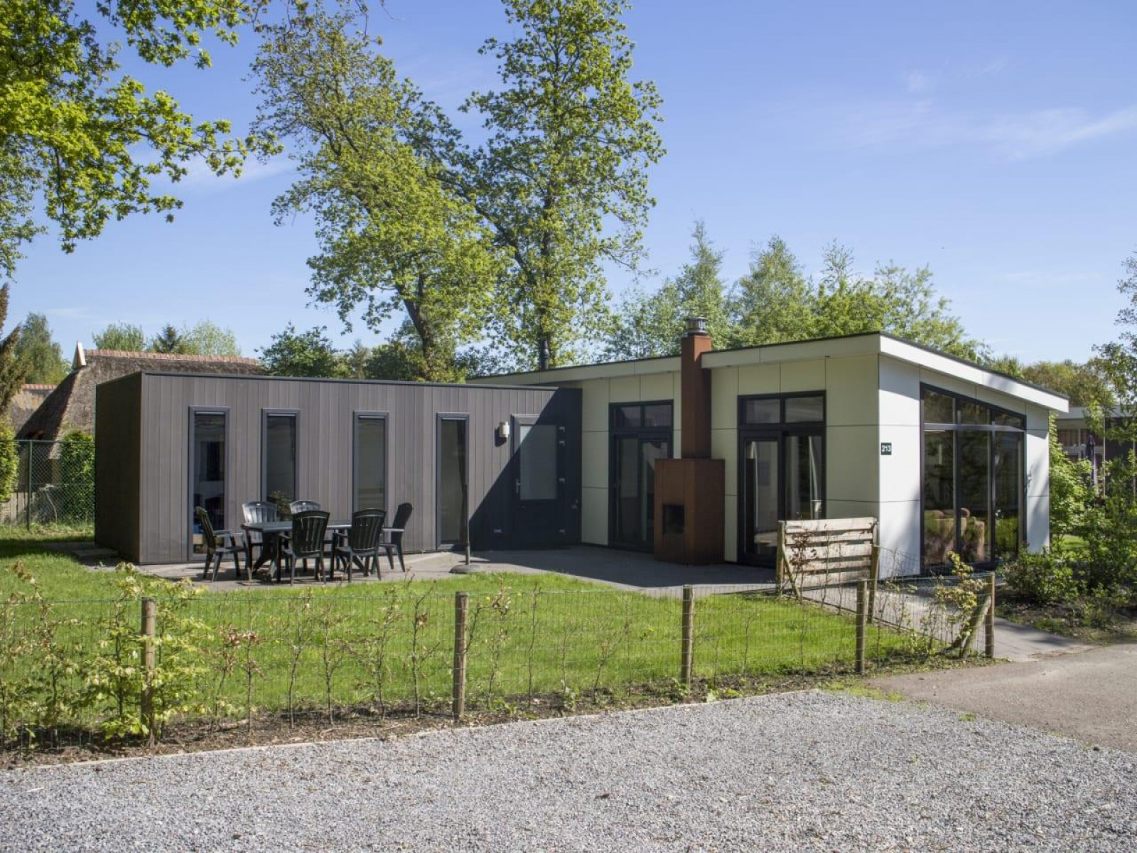 Luxe 6 persoons vakantiehuis op vakantiepark Reestervallei in Overijssel