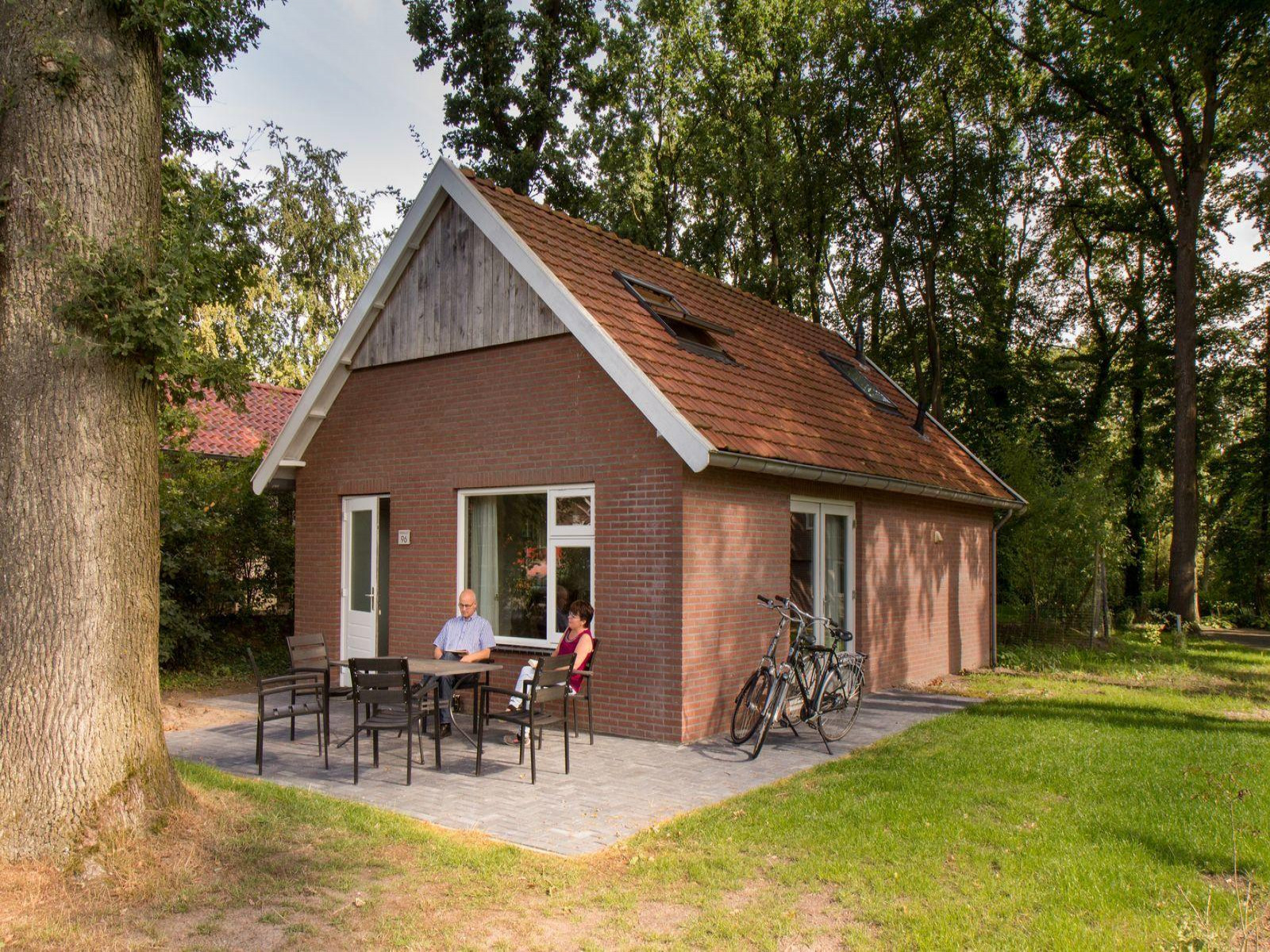 Fraai gelegen 6 persoons vakantiehuis nabij Ootmarsum