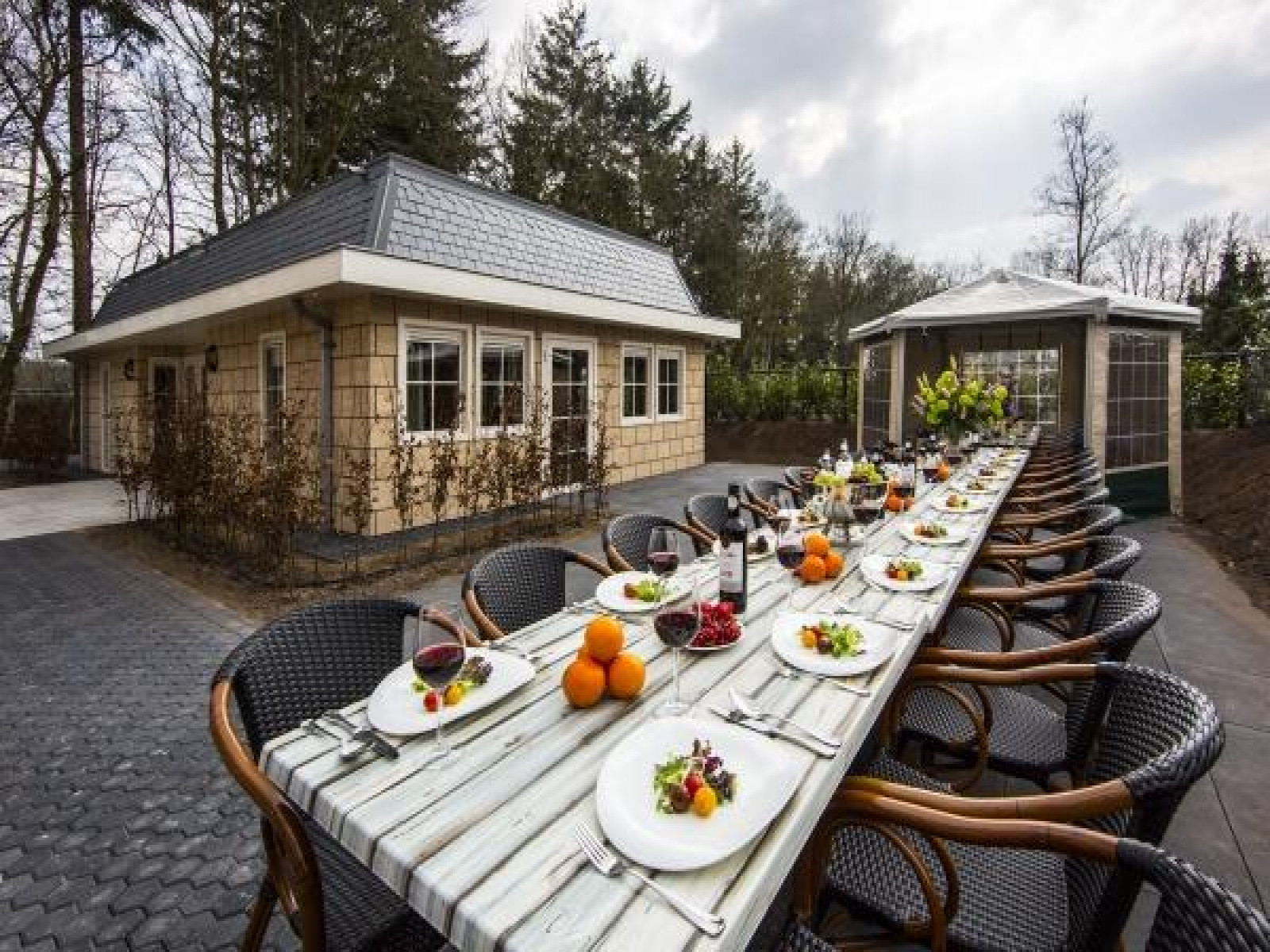 Gezellig 28 persoons kasteel, gelegen op vakantiepark midden in de bossen!