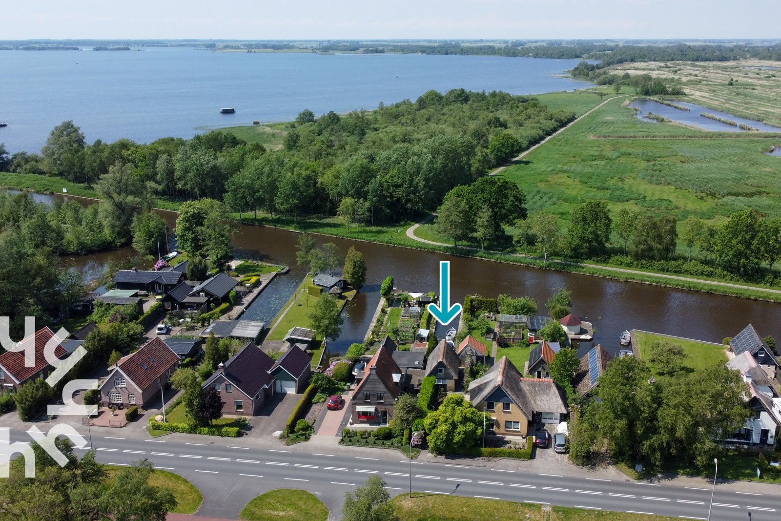 supermooi-gelegen-4-persoons-vakantiehuisje-in-giethoorn