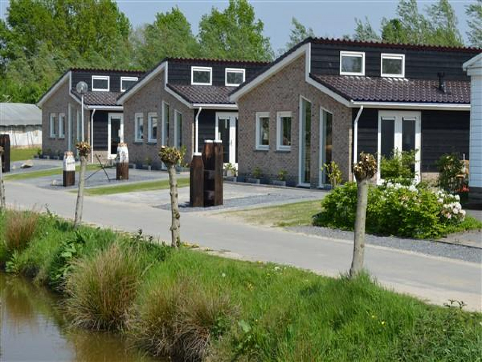 Twee 7 persoons vakantiehuizen naast elkaar in Vollenho